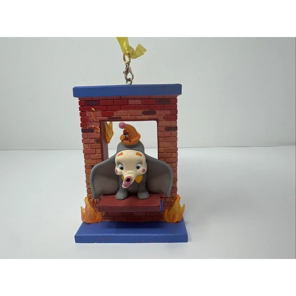 Disney Dumbo Timothy Mouse 2022 Sketchbook Ornament Burning Window Stunt